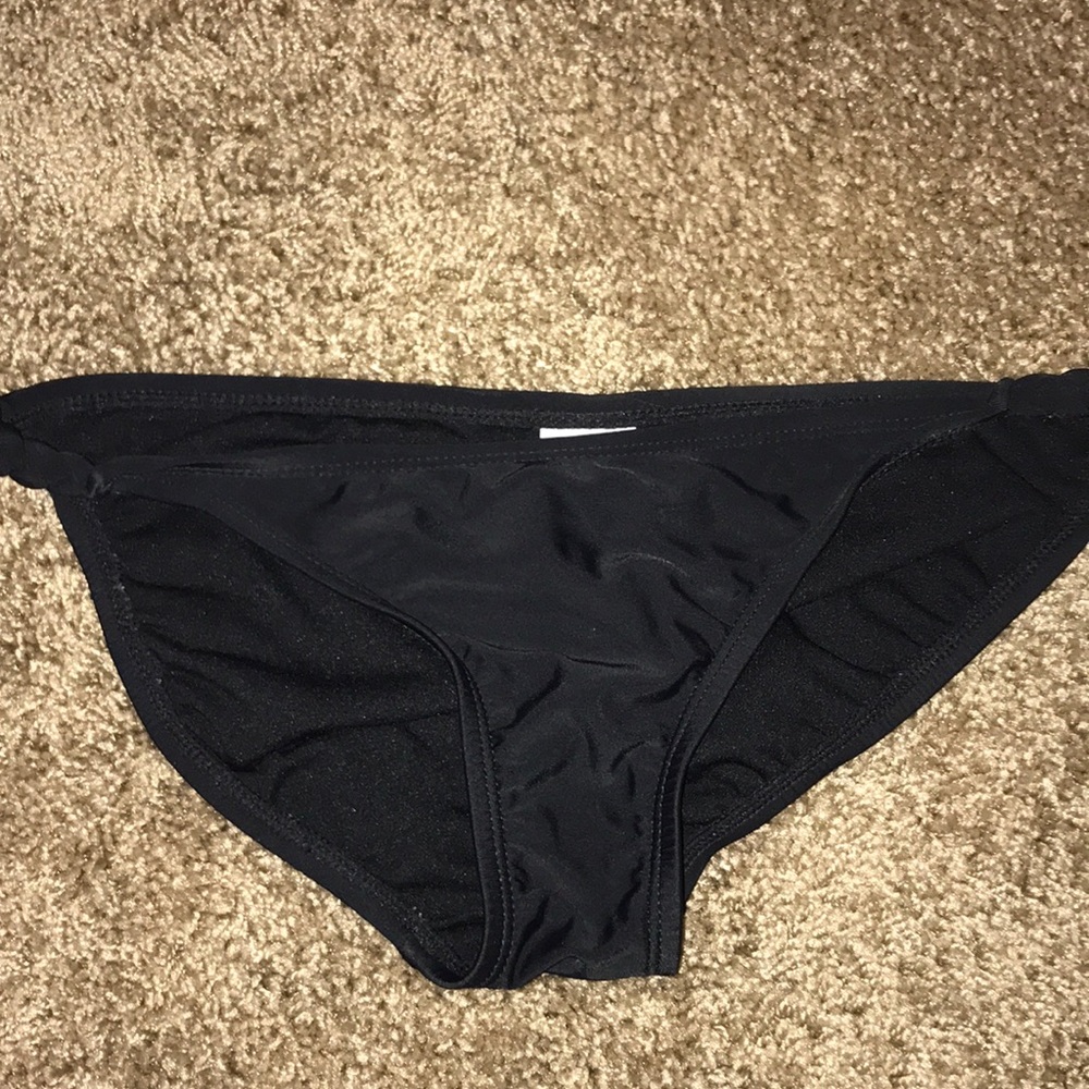 black bikini bottoms